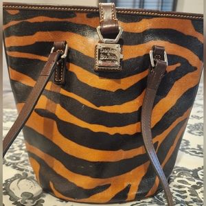 Dooney & Bourke Purse
